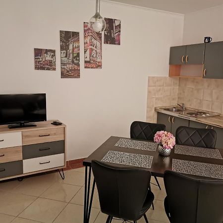 Apartmani Prova ทิสโน ภายนอก รูปภาพ