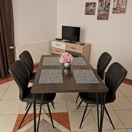 Apartmani Prova ทิสโน ภายนอก รูปภาพ