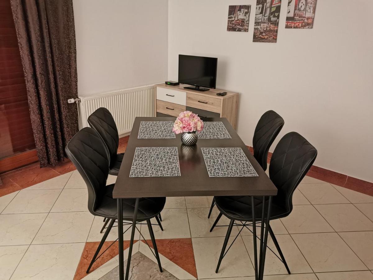 Apartmani Prova ทิสโน ภายนอก รูปภาพ
